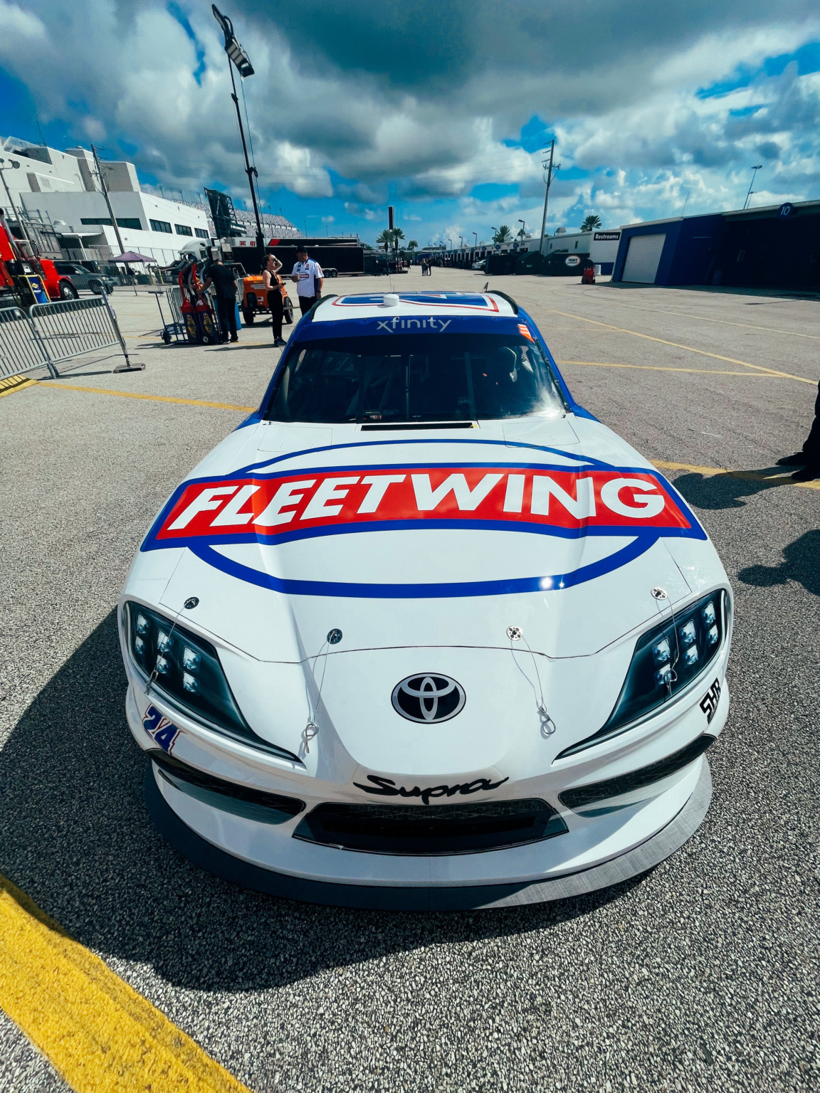 2022 - #24 Sam Hunt Racing - Scheme Haven